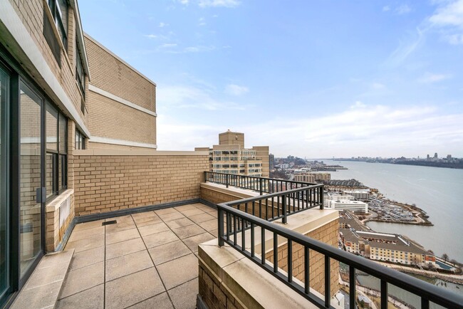 Building Photo - 7002 JFK Blvd E