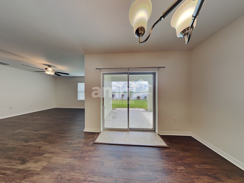 Building Photo - 3428 San Moise Pl
