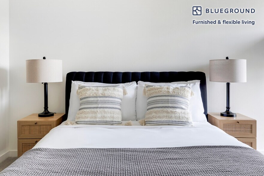 Building Photo - 1501 Buena Vista Ave