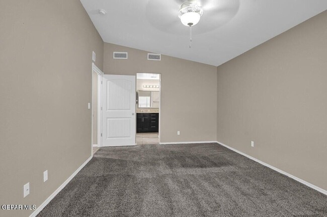 Building Photo - 12032 Mesquite Thorn Dr