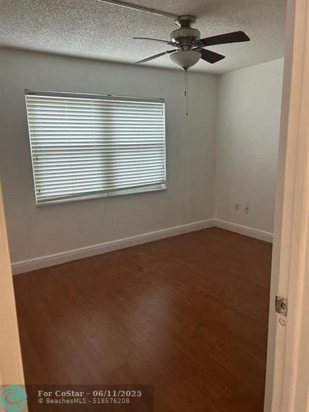 Building Photo - 4255 N University Dr