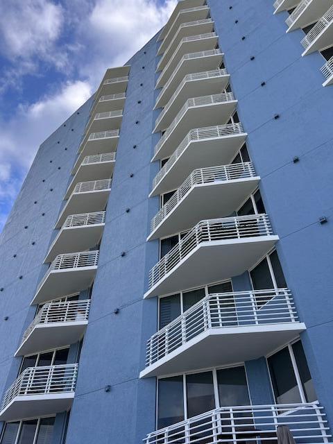 Building Photo - 1551 N Flagler Dr