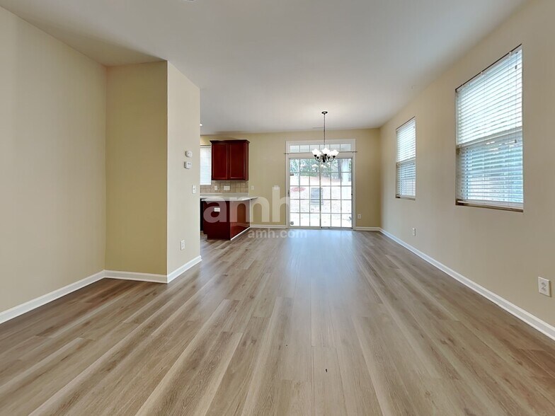 Building Photo - 189 Depot Ridge Rd