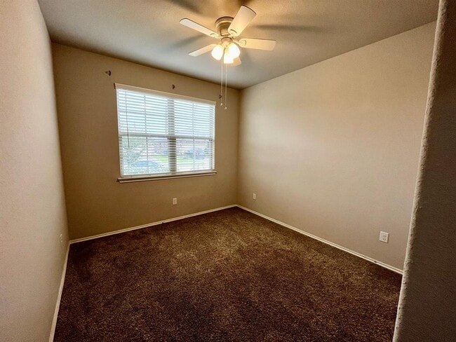 Building Photo - 5443 Redwood Summit Ln