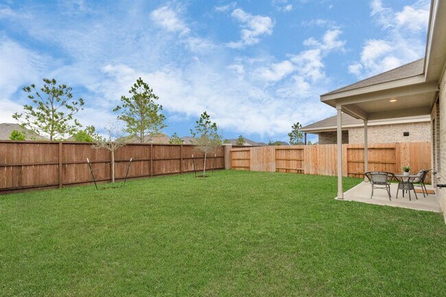 Building Photo - 14455 Cedar Ledge Ln