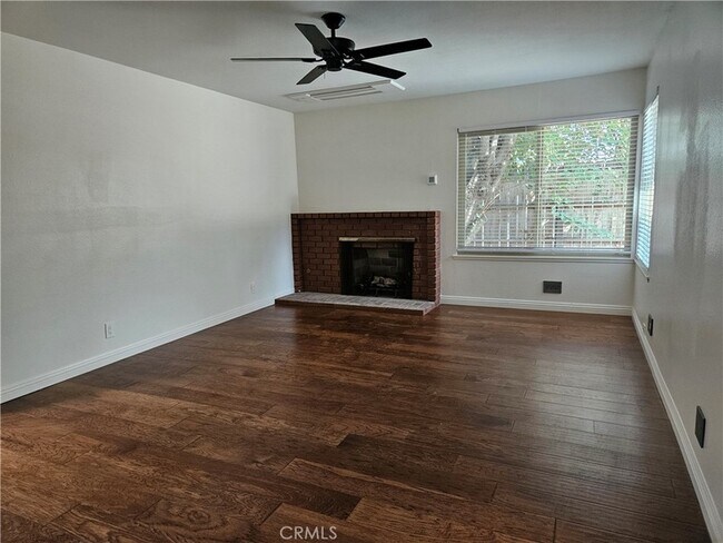 Building Photo - 10020 Leucadia Ln