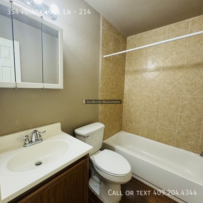 Building Photo - 354 Prince Hall Ln