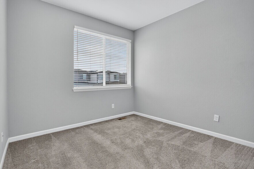 Bedroom 2 - 5290 E 64th Ave