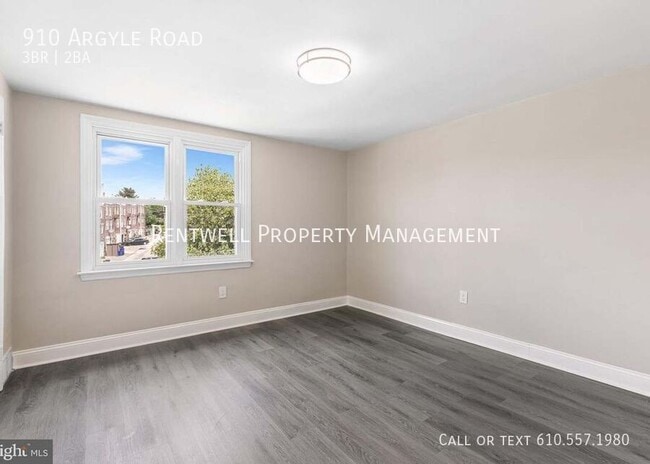 Building Photo - 910 Argyle Rd