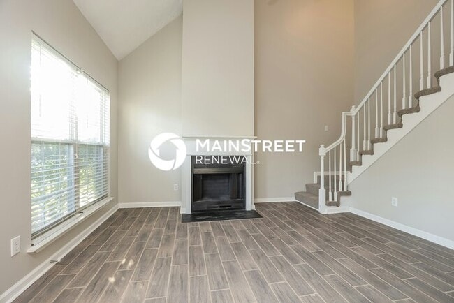 Building Photo - 3 Bedroom Pet-Friendly Home in MADISON, TN...