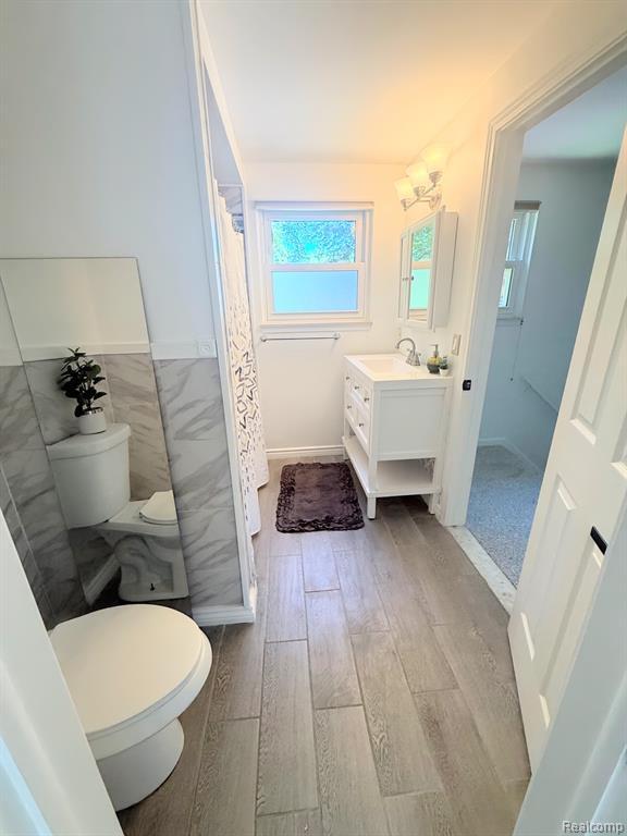 Building Photo - 1369 Flamingo St