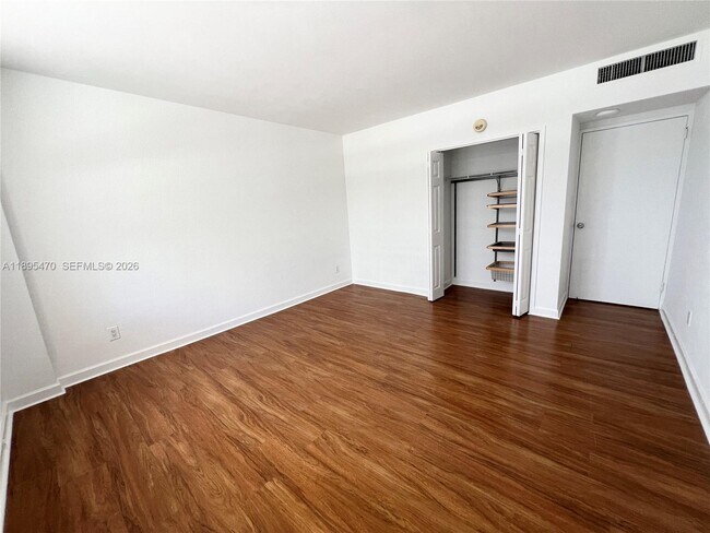 Building Photo - 5600 Collins Ave