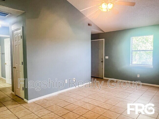 Building Photo - 205 Wyndham Cir