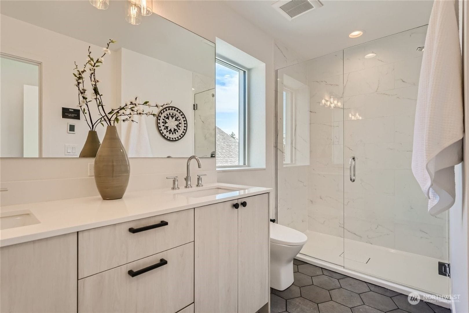 Building Photo - 7510 43rd Ave S