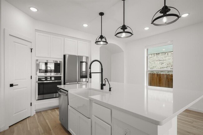 Building Photo - 8009 Copper Prairie Bend