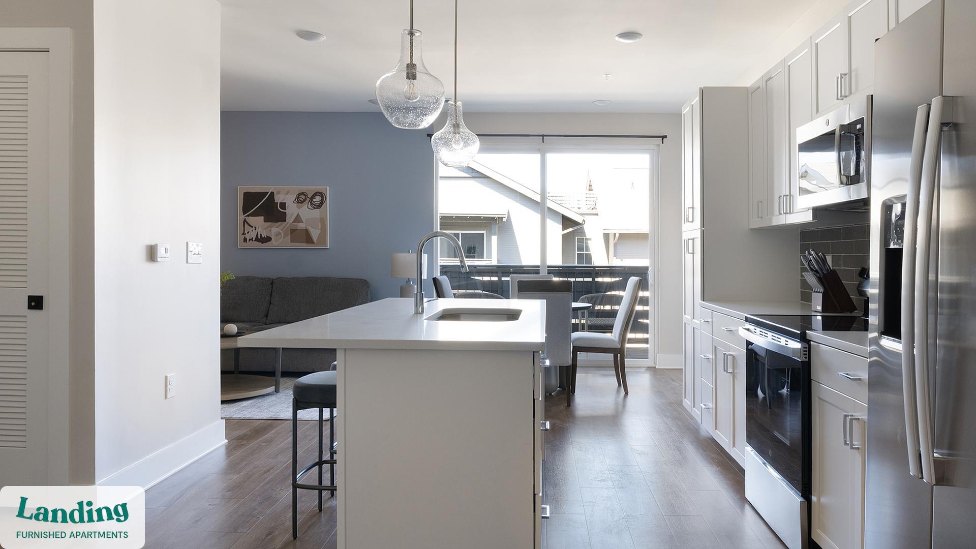 Building Photo - 1000 Forestview Dr