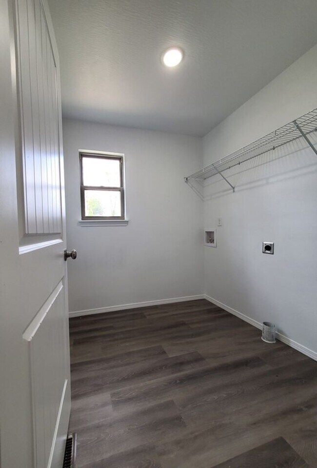 Building Photo - NEW CONSTRUCTION RENTAL