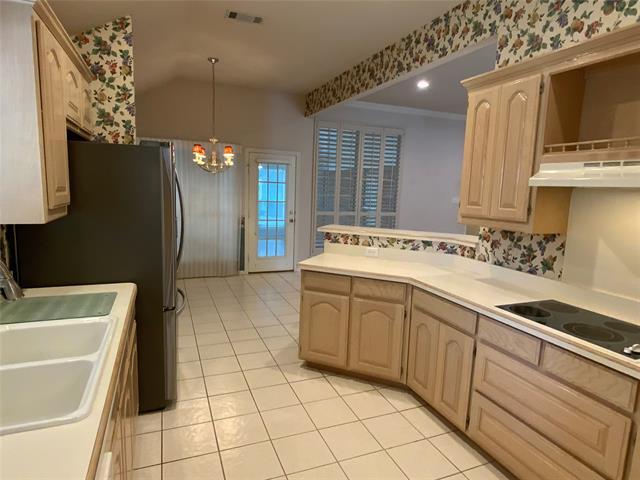 Building Photo - 321 Chantilly Ct