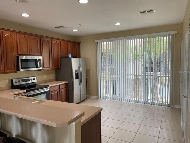 Building Photo - 5063 Tideview Cir