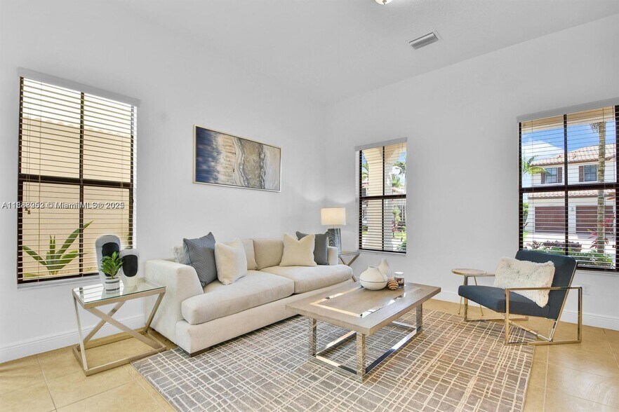 Building Photo - 8354 NW 39th Ct