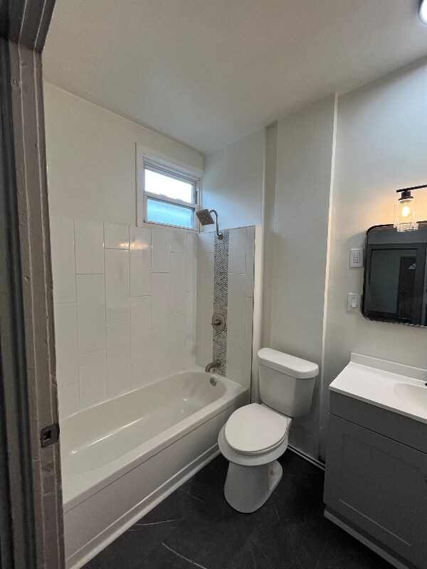 Building Photo - 1342 W 69th St