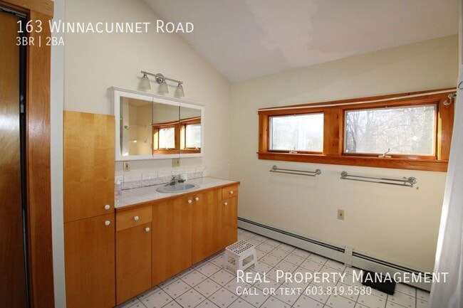 Building Photo - 163 Winnacunnet Rd