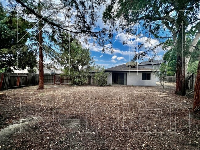 Primary Photo - 5532 Fox Sparrow Ct