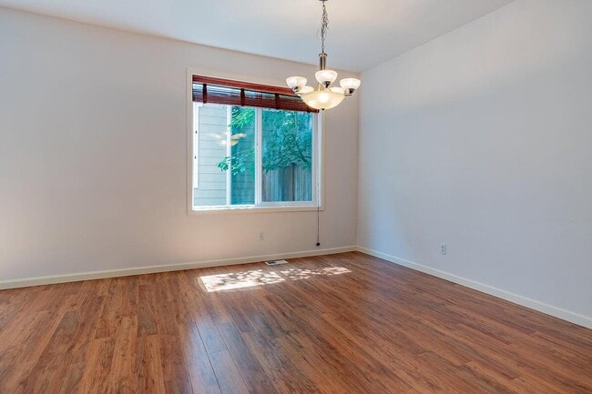 Dining room - 14176 SE 8th Street