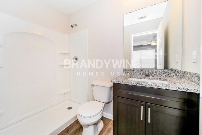 Building Photo - 509 Narnia Ct