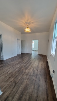 Building Photo - 146 Quail St