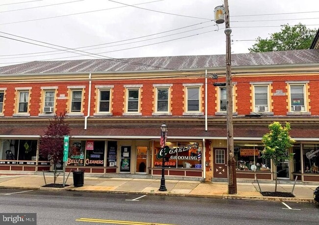 Building Photo - 21 N Main St