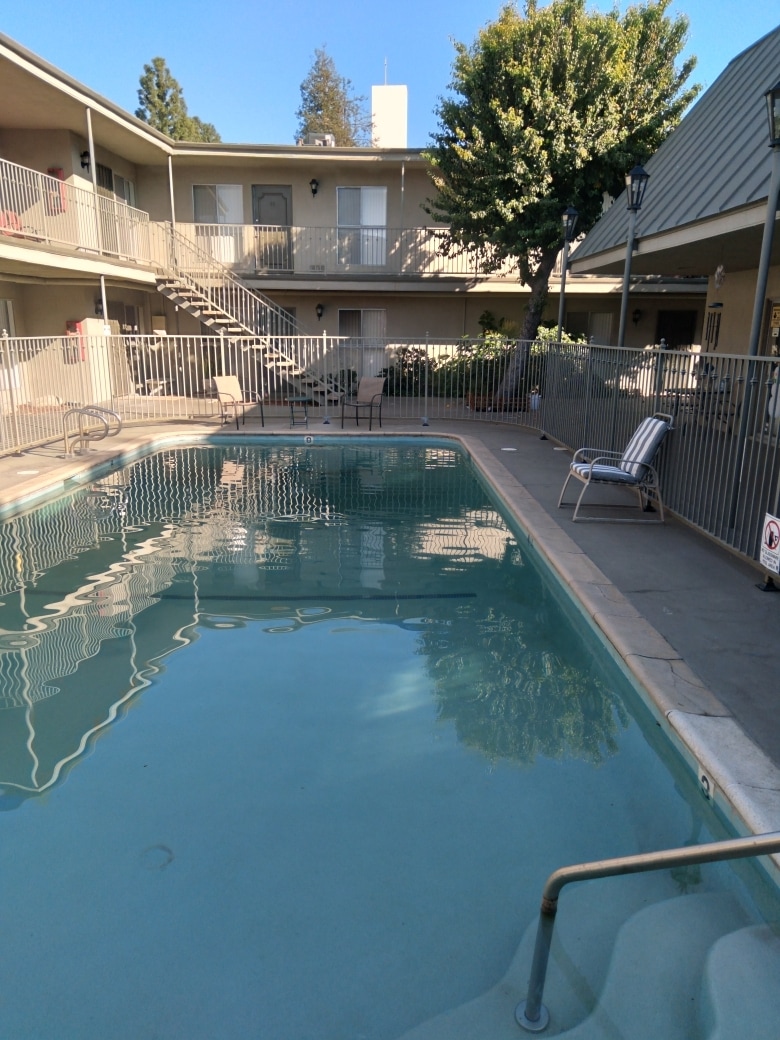 Building Photo - 20880 Ventura Blvd