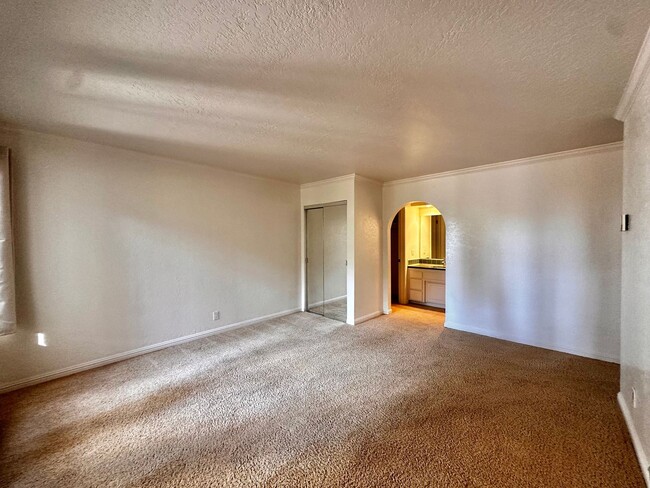 Building Photo - Tranquil 2BR/2BA Condo in Gated Pebble Beach