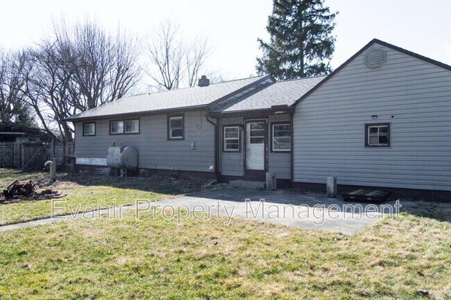 Building Photo - 3 First St