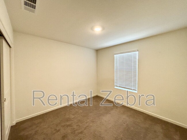 Building Photo - 277 Shafer Ave