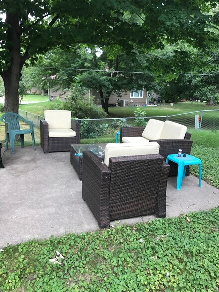 Backyard patio - 4151 Rahn Rd