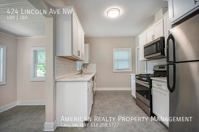 Building Photo - 424 Lincoln Ave NW