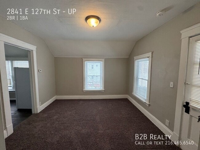 Building Photo - 2841 E 127th St