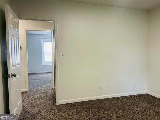 Building Photo - 207 Harwell Ave