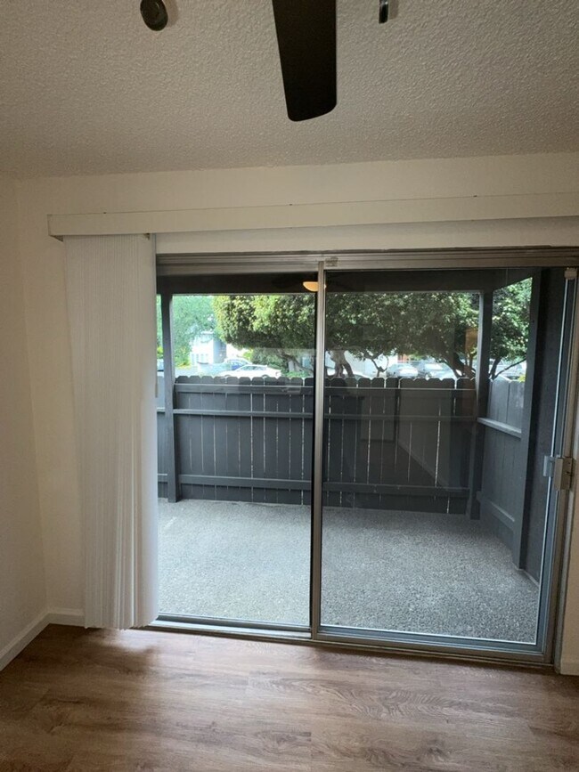 Building Photo - 615 Rancheria Dr