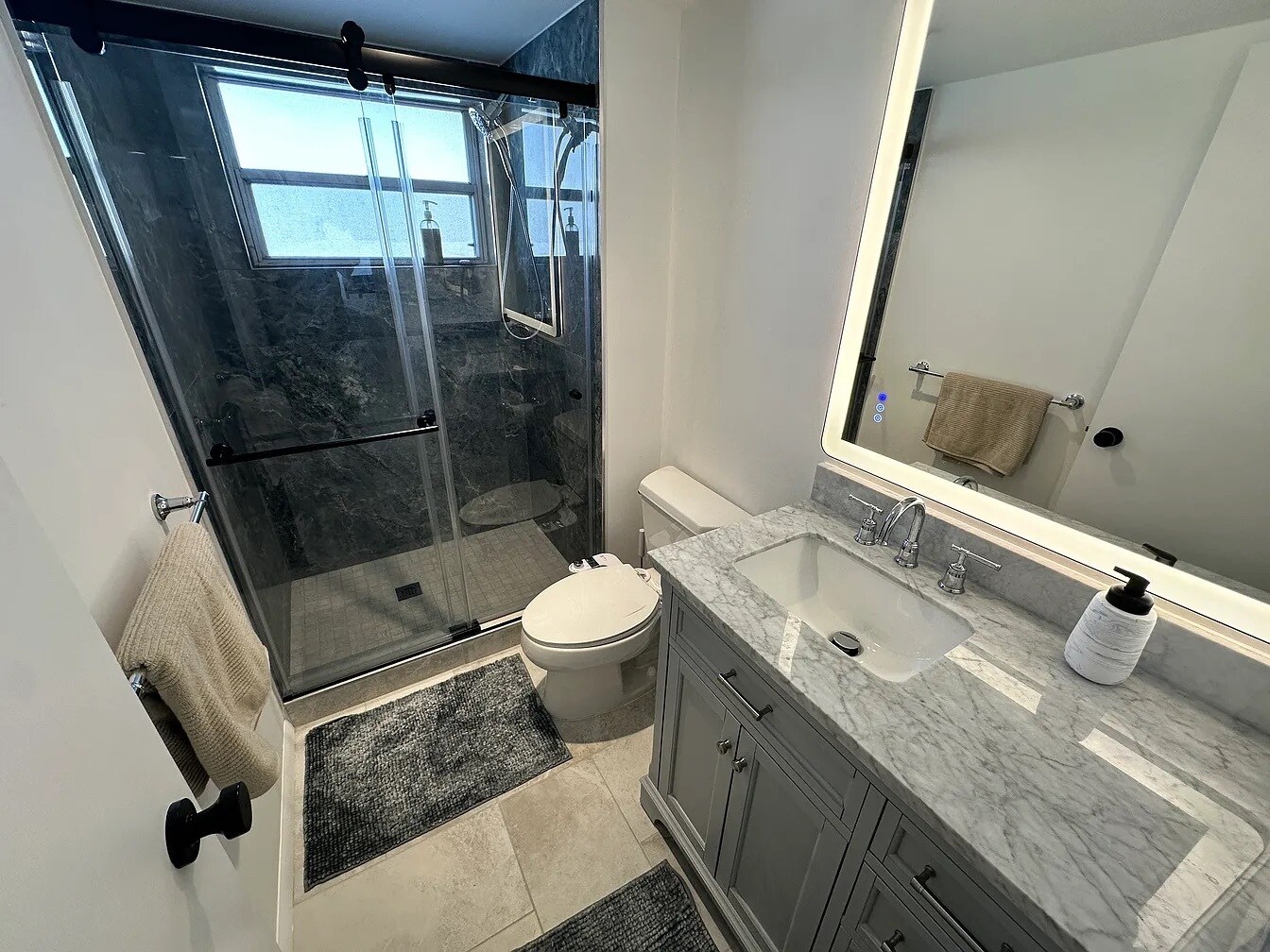 Building Photo - 1300 N Portofino Dr