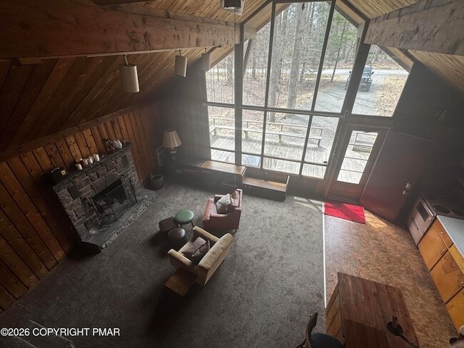 Building Photo - 174 Sweet Briar Rd