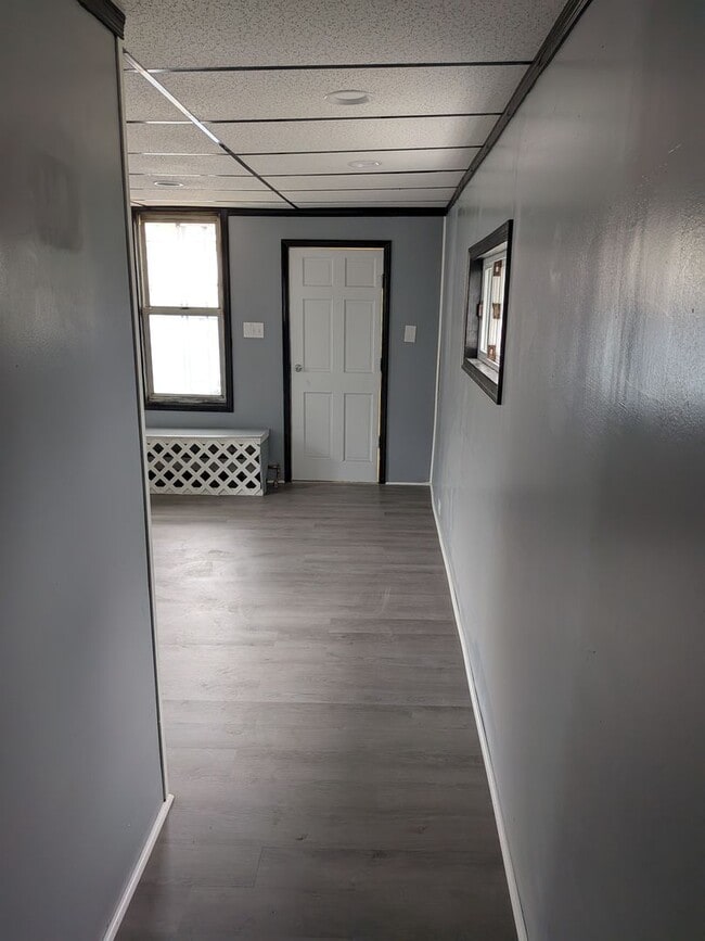 Building Photo - House for rent