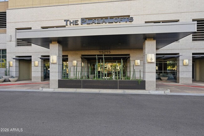 Building Photo - 15215 N Kierland Blvd