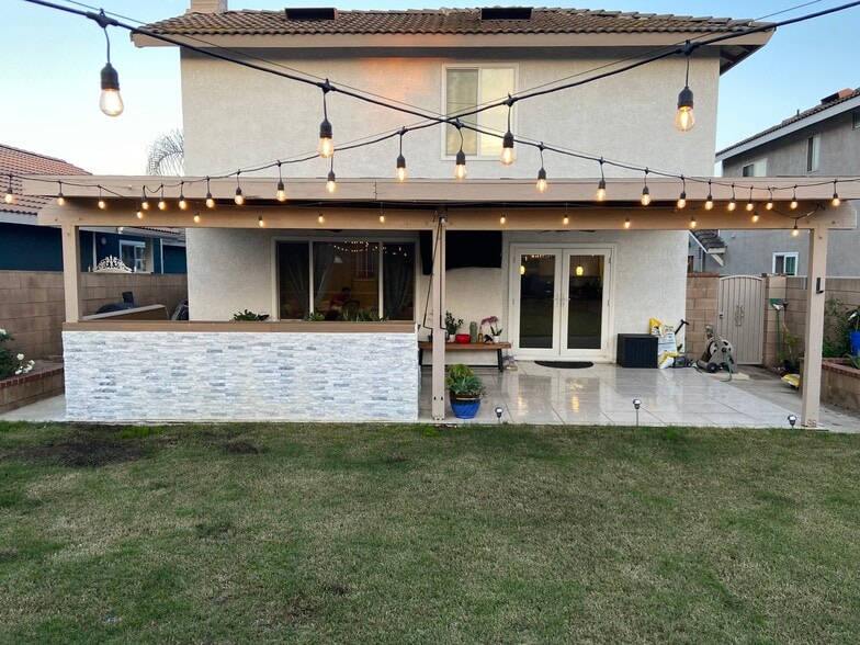 Primary Photo - 15165 Paige Ave