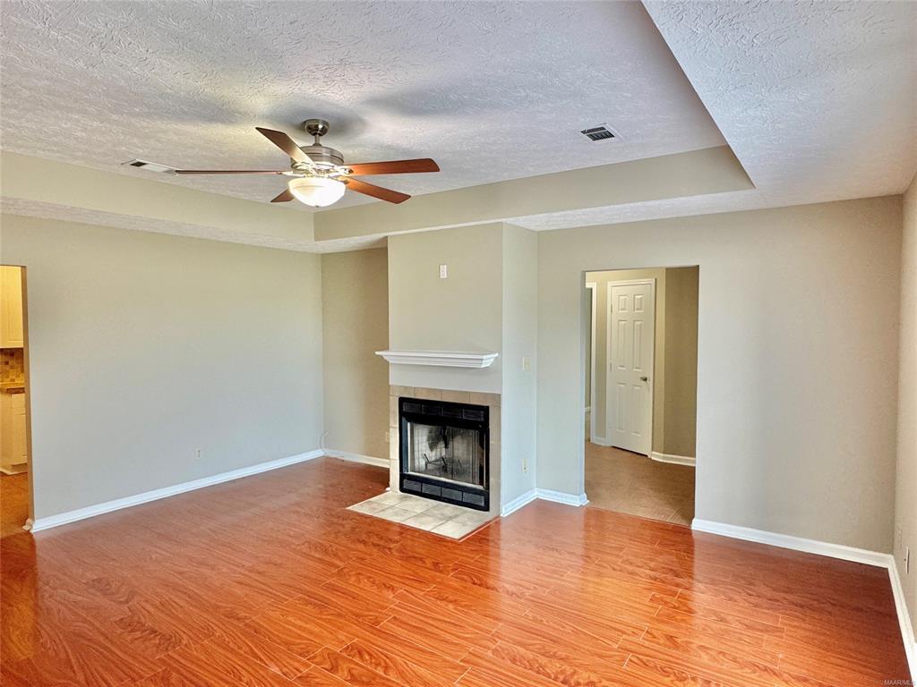 Building Photo - 5931 Brewbaker Blvd