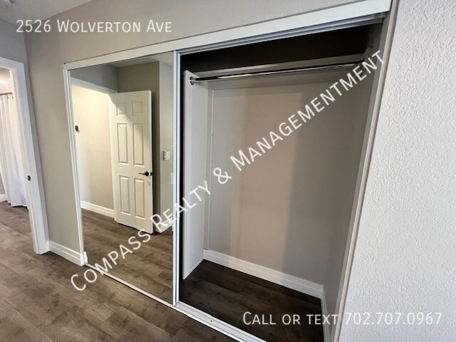 Building Photo - 2526 Wolverton Ave