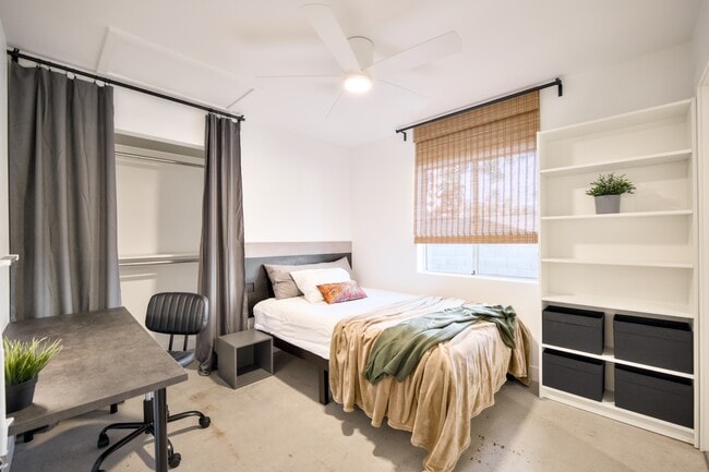 Building Photo - Wilson Place 102