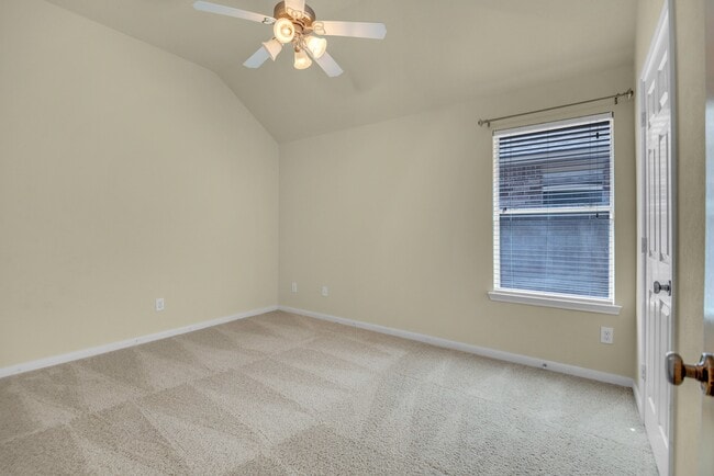 Building Photo - 26110 Basil View Ln