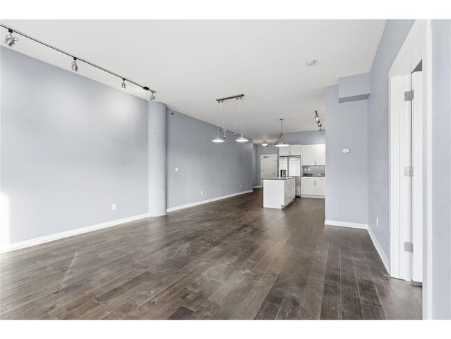 Building Photo - 401 N 2nd St